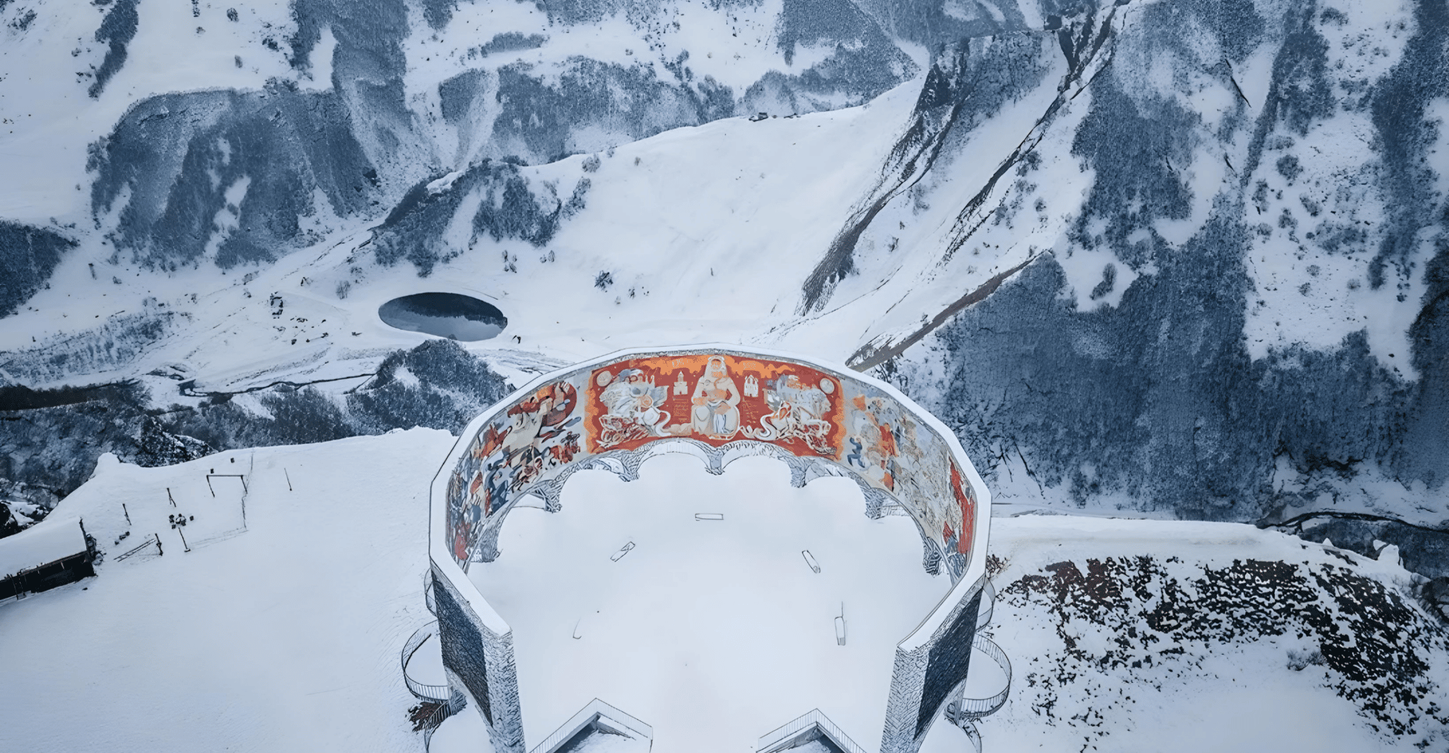 Von Tiflis, Ananuri,Gudauri,Kazbegi Führung durch die Gruppe - Hizvo