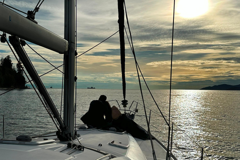 Vancouver: Crucero en velero por Mosquito Creek y English Bay