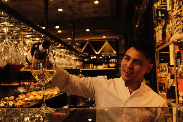 Bilbao: Pintxos & Basque Flavours Food Tour with Tastings