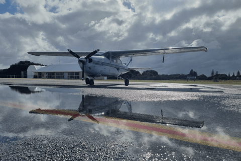 Perth: Scenic Flight to Rottnest Island with Half-Day Visit