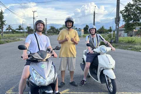 Hoi An: Scooter/Motorbike Riding Class (crash course) - Image 3