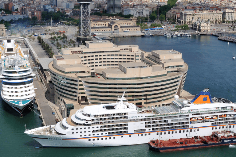 Barcelone : Transfert privé aller simple de l&#039;hôtel au terminal de croisière