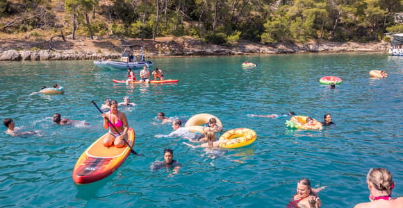 Split: Blaue Lagune & 3-Inseln-Hopping mit Mittagessen und Getränken