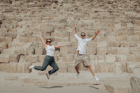 Hurghada : Excursion d&#039;une journée au Grand Musée Égyptien, aux Pyramides et au SphinxVisite partagée avec déjeuner