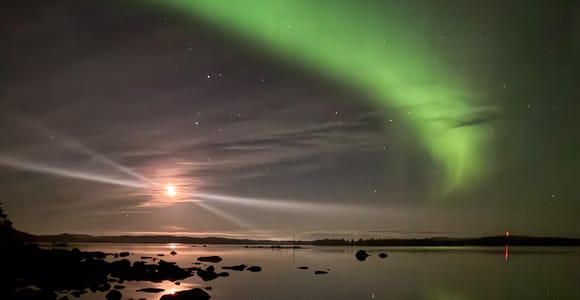 From Inari: Private Aurora Hunting Tour, Campfire & Snacks