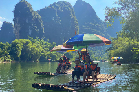 Yangshuo: Private travel with Bamboo Raft Ride & Show