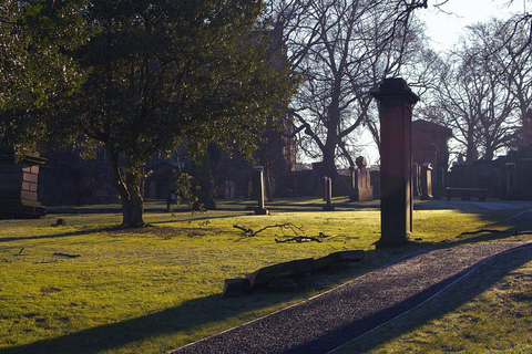 Edinburgh: Ghosts, Mysteries, and Witches Tour