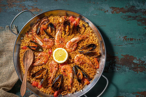 Ibiza: The Complete Evening: Paella, Open Bar and 2 Tickets of your choice Ibiza: The Full Evening: Paella, Open Bar and 2 Tickets of your choice