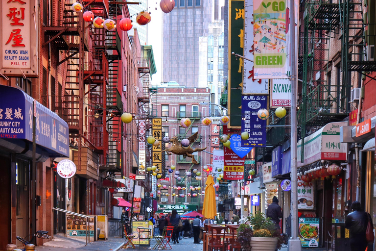 NYC: Soho, Chinatown, and Little Italy Private Walking Tour