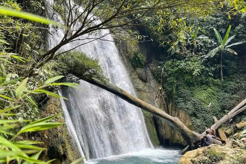 Ha Giang Loop - Na Hang Lake Boat trip 4 Days Motorbike tour Easy Rider