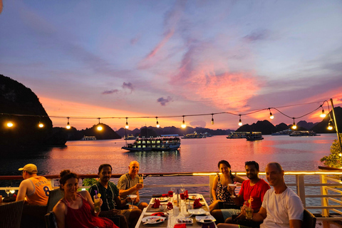 Vanuit Hanoi: 3D2N Ha Long &amp; Lan Ha Bay met Le Journey CruiseStart vanuit Hanoi om 8:00 AM