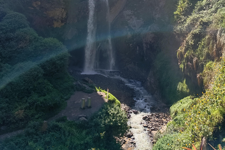 Hike in the Andes Mountains of Lima (Antakallo Waterfall) Hike in the Surroundings of Lima – Antakallo Waterfall