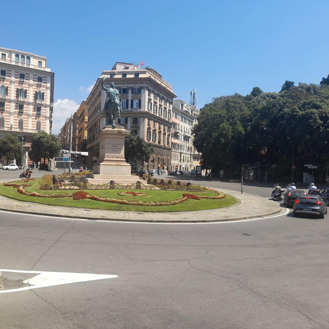 Colagem de mídia