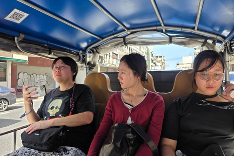 Bangkok: Old City Electric Tuk-Tuk Tour with Guide Private Tour no pick up