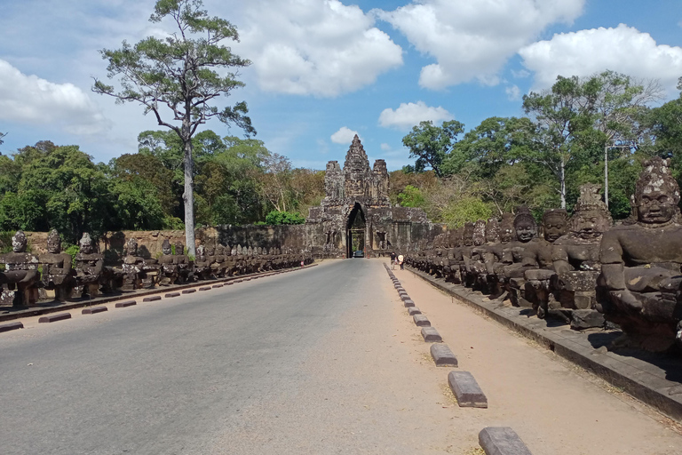 From Siem Reap: Private Customizable Tour with Guide 1-Day Private Tour