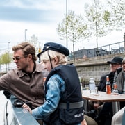 Copenhagen: Electric Canal Tour with live guide & hygge