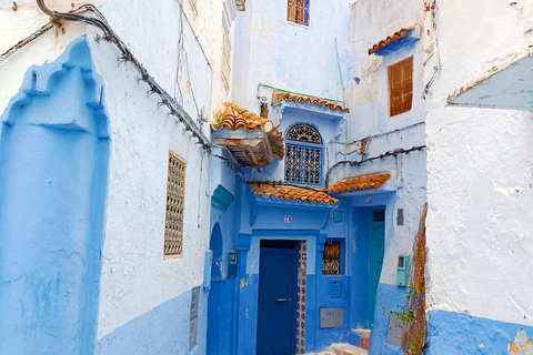 Vanuit Fez: Dagtrip Chefchaouen met chauffeur met groep van 8