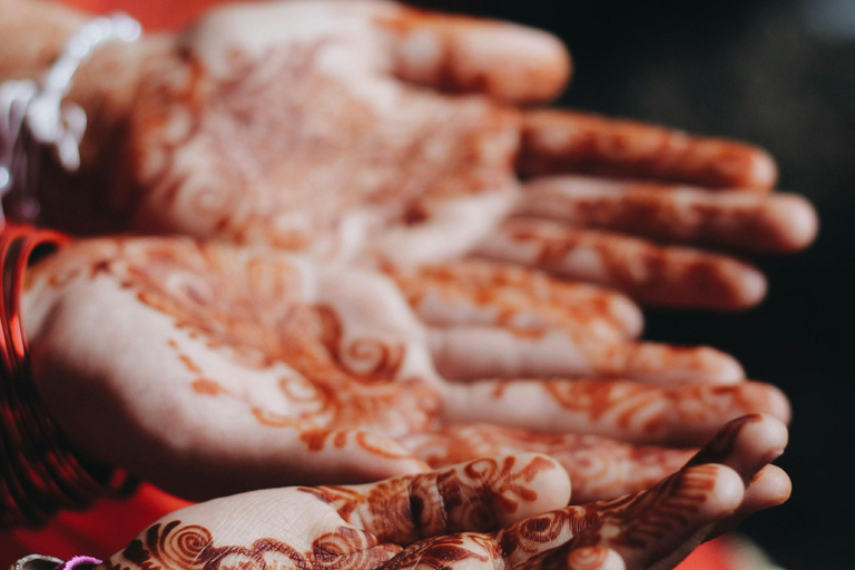 Henna on hands in Jaipur