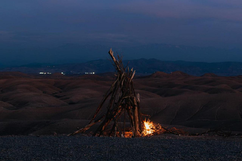 Cena magica nel deserto di Agafay con trasporto da Marrakech