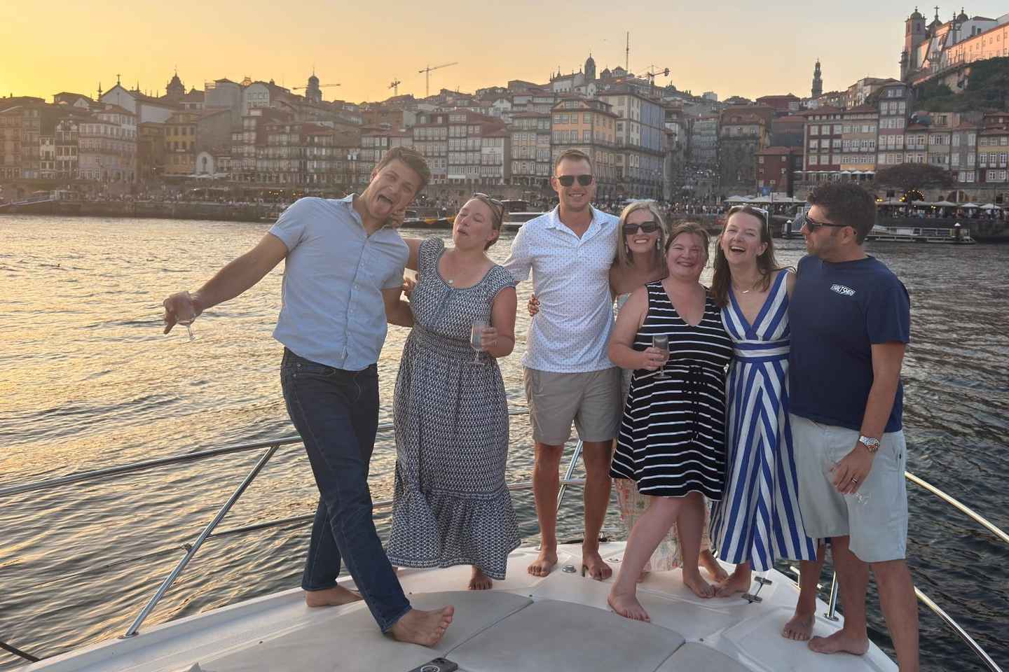 Porto: Private Yacht Tour with Local Wine and Snacks