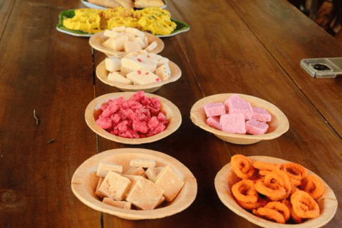 Ella: Tea-Making Experience, Tasting, Snacks with Tuk-Tuk