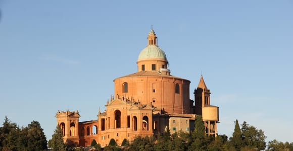 Bologna: secret walking tour to San Luca