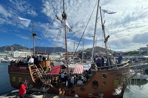 Cape Town: Jolly Roger Pirate Ship Cruise Daytime Experience