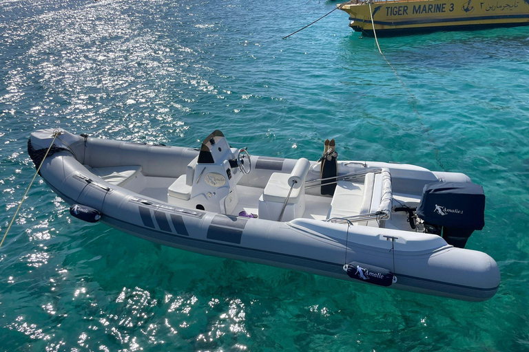 Sea taxi to Magawish island by speedboat