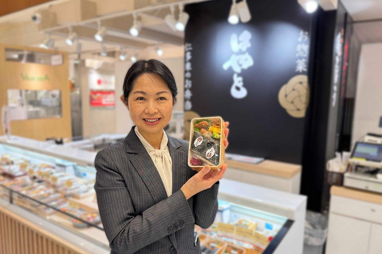 Hiroshima 6hr Private Guided Tour & Shopping with Concierge Hiroshima 6hr Private Guided Tour & Shopping with Concierge