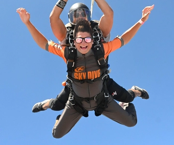 Skydive Algarve: Tandem parachutespringen 10.000ft (tot 15.000ft)