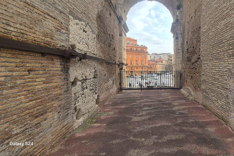 Rome: Colosseum, Roman Forum and Palatine Hill Tour
