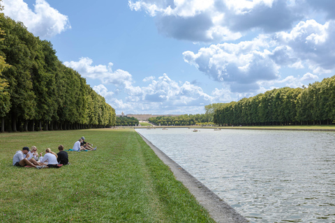 Paris: Schloss Versailles &amp; Königin Hamlet E-Bike TourParis - Schloss Versailles E-Bike Tour