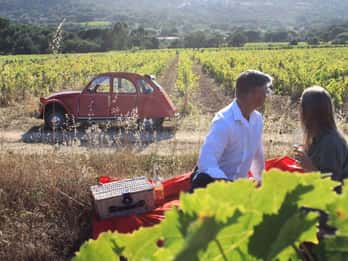 Saint-Tropez: Vintage Car Wine Tour