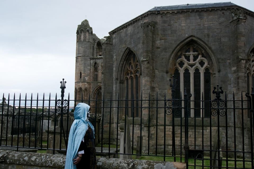 Elgin: Cathedral Exterior Tour | GetYourGuide