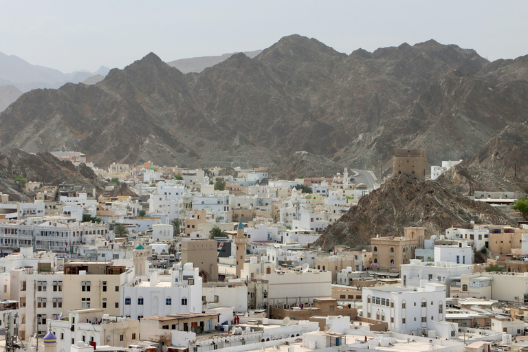 马斯喀特日落和海滨私人之旅（当地主办者陪同，4 小时）马斯喀特日落和海滨私人之旅（4 小时，由当地主办者带领）