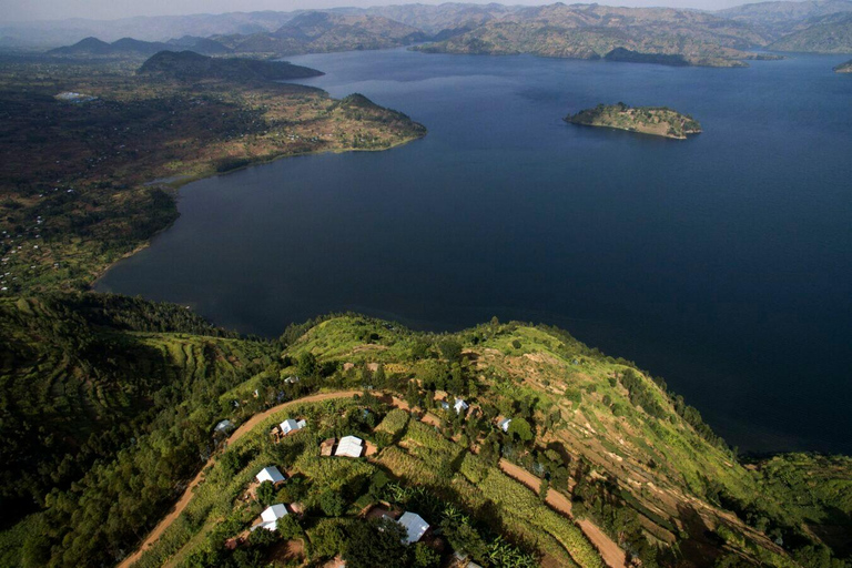 Kigali: Gorilla Guardian Village & Twin Lakes Day Trip