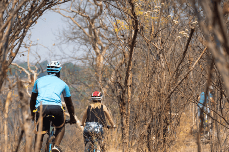 Victoria Falls: Guided Bicycle Tour with Local Guide