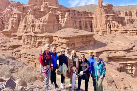 Excursion tout compris : Tour Burana, canyons et Issyk-Koul avec transfert