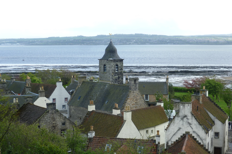 From Edinburgh: Outlander Castles and Highlands Day Tour