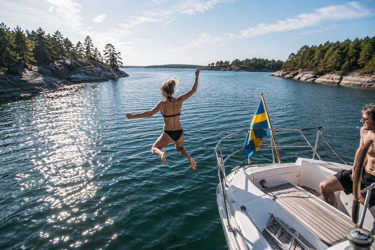 Stockholm Archipelago Sailing Tour | Island Visit and Lunch Half-Day Sailing Adventure