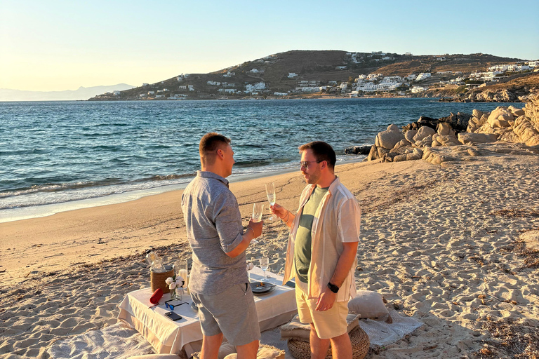 Mykonos: Luxury Sunset Picnic with Wine & Sea Views