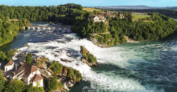 Rheinfall-Besuch und Zürich Open Top Stadtführung