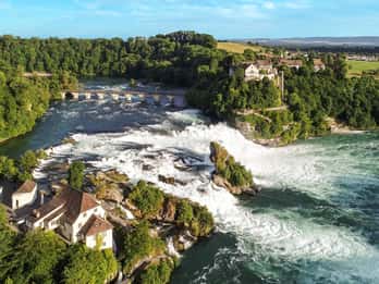 Rheinfall-Besuch und Zürich Open Top Stadtführung
