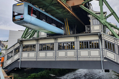 Wuppertal: Guided walking tour through Barmen