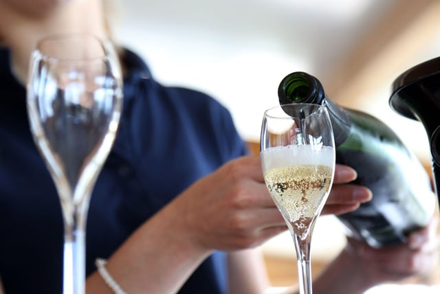 From Paris: Champagne Day Trip with 7 Tastings and Lunch