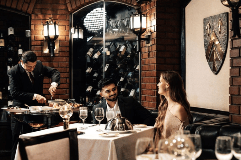 Colombo: Luxuriöses Steak-Dinner + Wein oder Cocktail und DessertColombo: Luxuriöses Steakessen + Wein oder Cocktail und Dessert