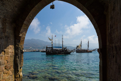 Seite: Alanya Stadtführung mit Mittagessen am Dim Fluss und Bootstour