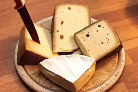 Wines and Cheeses tasting experience at home