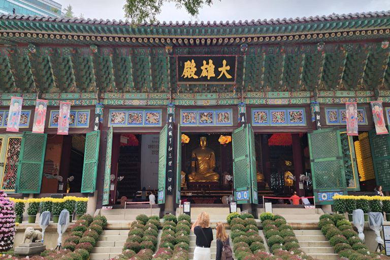 Seoul: Jongro UNESCO Heritage Small Group Walking Tour English Guide