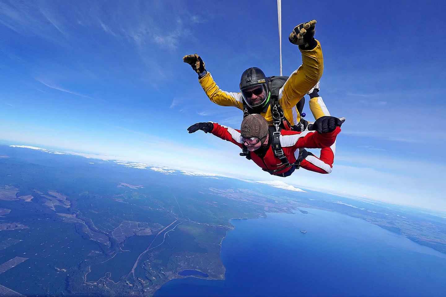Taupo: Helicopter Flight and 15,000 ft Tandem Skydive - Taupo: Helicopter Flight and 15,000 ft Tandem Skydive